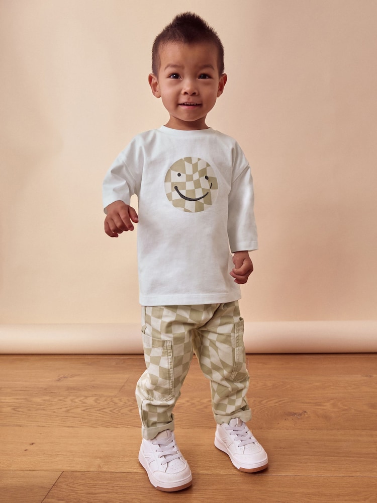 Neutral/Schachbrettmuster - Hosen und Langarmshirts im Set aus 100 % Baumwolle (3M.–7J.) - Bild 1 von 8 Neutral/Schachbrettmuster - Hosen und Langarmshirts im Set aus 100 % Baumwolle (3M.–7J.) - Bild 1 von 8