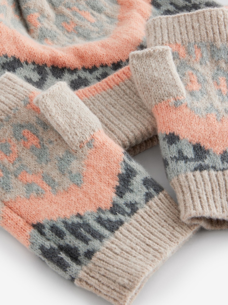 Leopard/Pink Hat and Handwarmer Set - Image 9 of 9