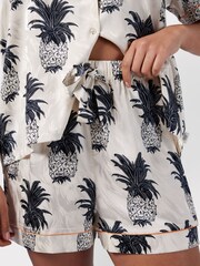 Chelsea Peers Cream Curve Satin Jacquard Pineapple Short Pyjama Set - Image 5 of 5