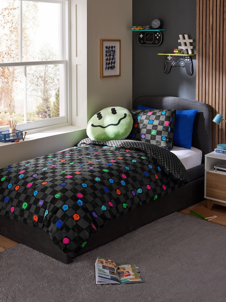 Black/White Checkerboard Happy Face Supersoft Brushed 100% Cotton Duvet Cover and Pillowcase Set - Image 1 of 7