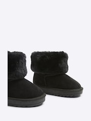 River Island Black Suedette Girls Faux Fur Lined Boots - Image 4 of 5