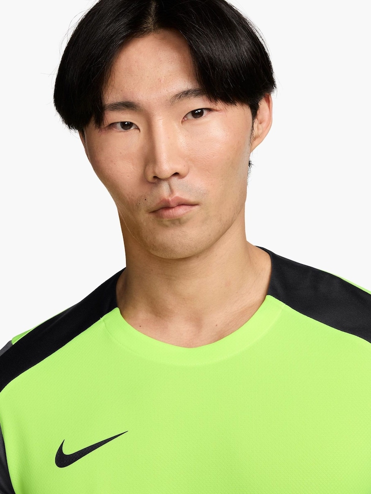 Nike Green Strike Dri-FIT Training T-Shirt - Image 3 of 3