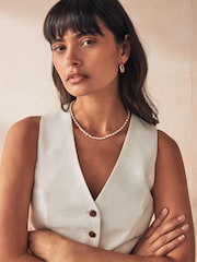 White Pearl Effect Short Necklace - Image 2 of 4