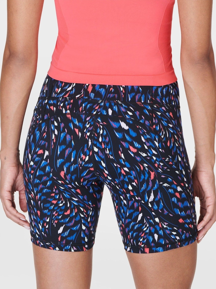 Sweaty Betty Black Coral Texture print Power 6" Biker Shorts - Image 2 of 8