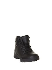 Mountain Warehouse Black Canyon Kids Leather Waterproof Walking Boots - Image 1 of 5