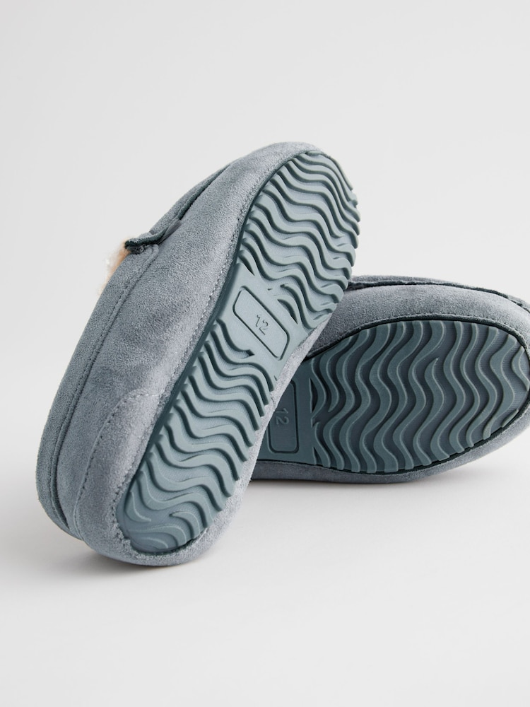 Grey Cosy Moccasin Slippers - Image 5 of 5 Grey Cosy Moccasin Slippers - Image 5 of 5