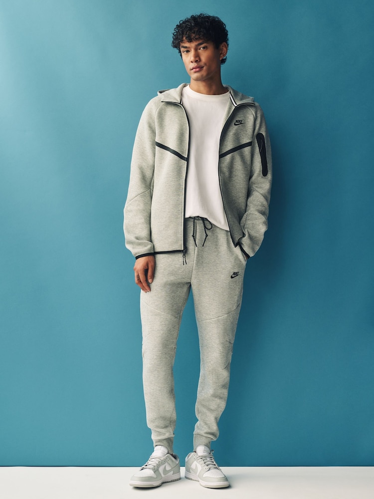 Сірий - Nike Технічне руно джоггерів - Image 3 of 6