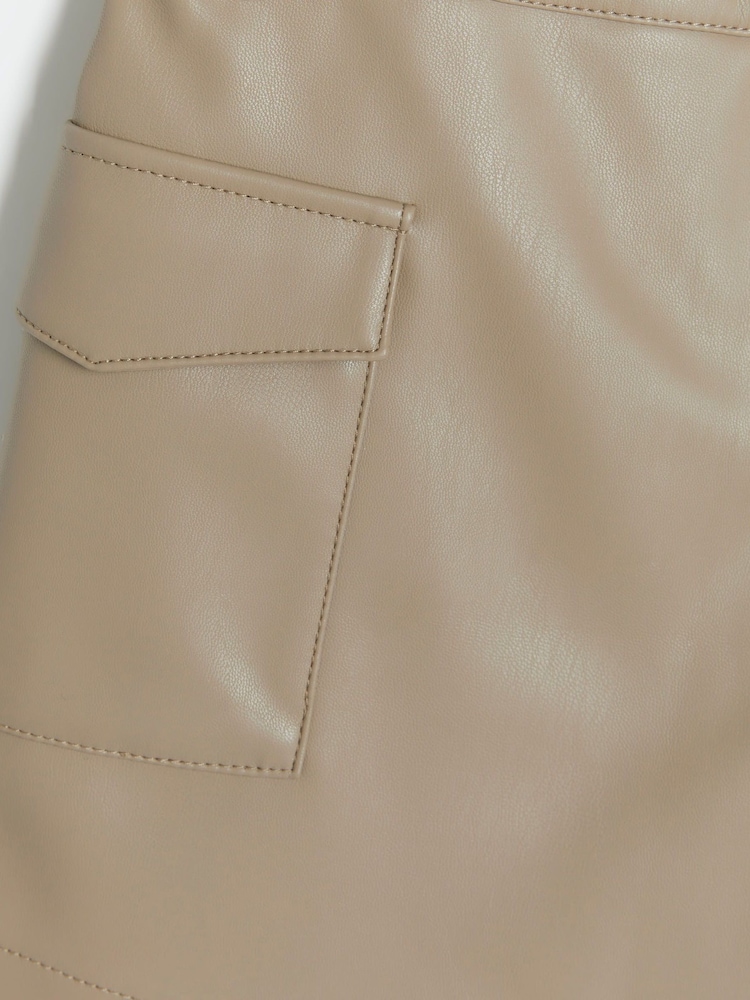 River Island Cream Girls Faux Fur Leather 100% Cotton Skort - Image 2 of 3 River Island Cream Girls Faux Fur Leather 100% Cotton Skort - Image 2 of 3