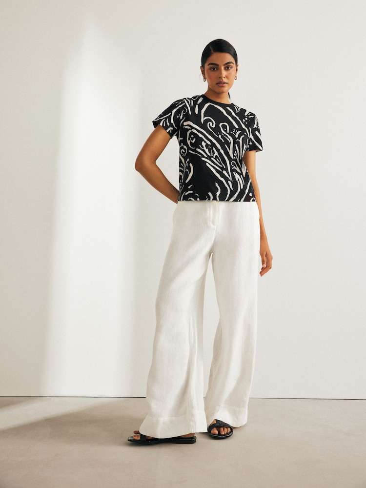 Black/White Abstract Print 100% Cotton Short Sleeve Crew Neck T-Shirt - Image 2 of 7 Black/White Abstract Print 100% Cotton Short Sleeve Crew Neck T-Shirt - Image 2 of 7