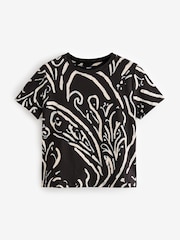 Schwarz/Weiß Abstrakter Print - Kurzärmeliges T-Shirt mit Rundhalsausschnitt aus 100 % Baumwolle - Bild 6 von 7