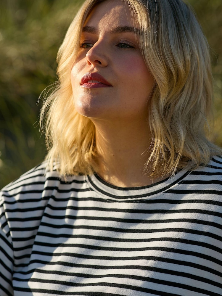 Live Unlimited Black/White 100% Cotton Curve Stripe Jersey Relaxed Top - Image 2 of 8