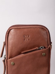 Lakeland Leather Brown Harstone Travel Bag - Image 4 of 7