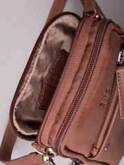 Lakeland Leather Brown Harstone Travel Bag - Image 7 of 7
