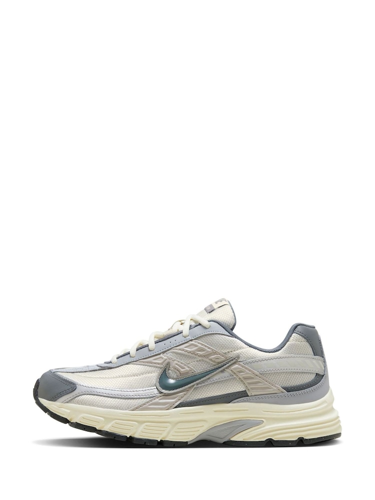 Nike White/Grey Initiator Trainers - Image 2 of 9