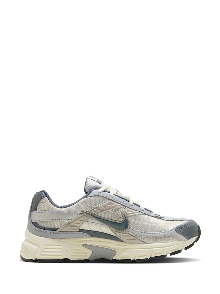 Nike White/Grey Initiator Trainers - Image 3 of 9