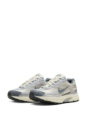 Nike White/Grey Initiator Trainers - Image 5 of 9