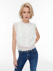 Only Bluse mit Spitze und Rüschen - Bild 2 von 5