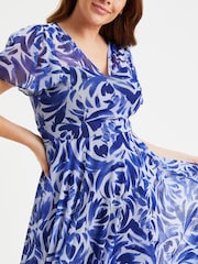 Scarlett & Jo Blue Tilly Print Angel Sleeve Sweetheart Dress - Image 3 of 4