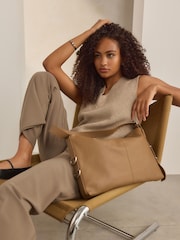 Camel Brown Leather Ring Shoulder Bag - Image 3 of 10