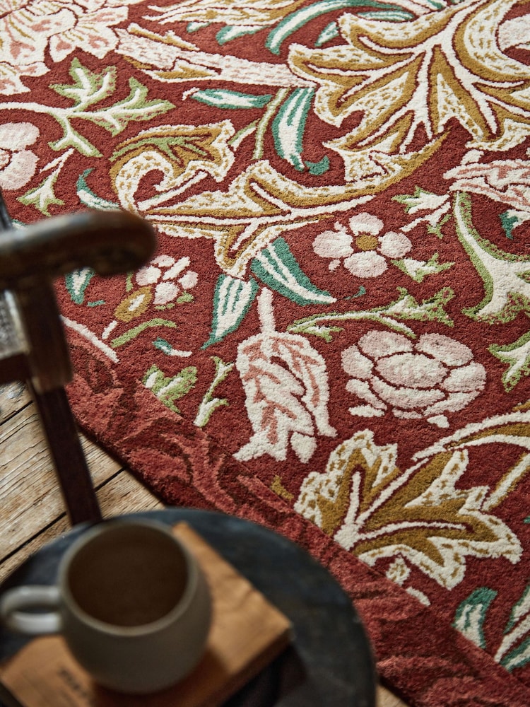 Morris & Co Red Trent Rug - Image 2 of 4