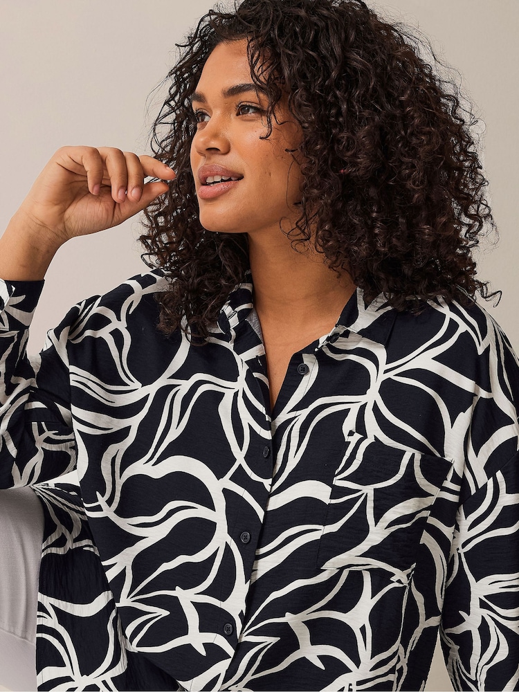 Evans Curve Navy Blue & White Girlfriend Shirt - Image 6 of 6