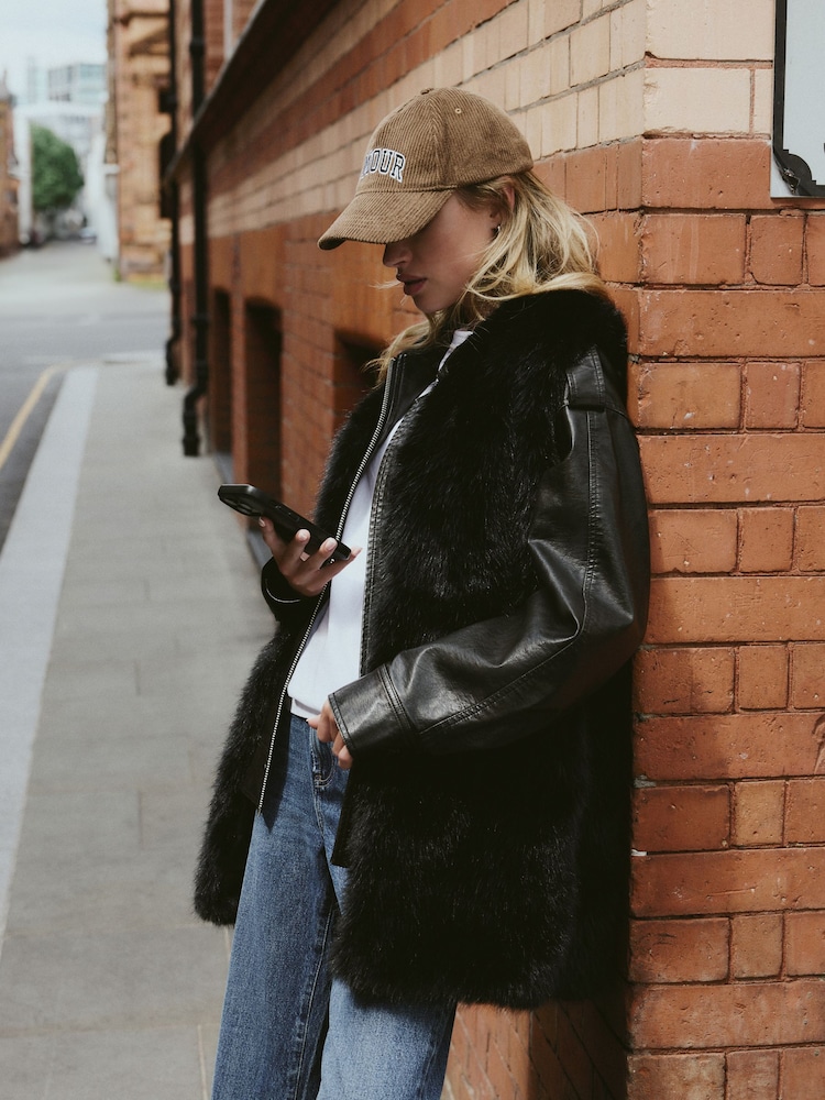 Black Longline Faux Fur Gilet - Image 2 of 8