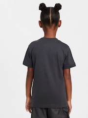 Nike Liverpool FC Crest Graphic T-Shirt - Image 2 of 4