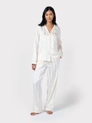 Chelsea Peers White Satin Jacquard Stripe Long Pyjama Set - Image 3 of 5