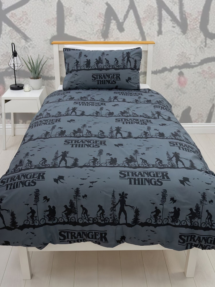 Character World Stranger Things Town Single Panel Duvet Cover - Image 2 of 6