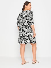 Yours Curve Black Floral Print Pocket Dress - Image 3 of 5