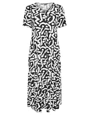 Yours Curve Black & White Abstract Print Pleated Maxi Dress - Image 5 of 5