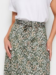 PixieGirl Petite Green Blue Ditsy Floral Print Midi Skirt - Image 4 of 5