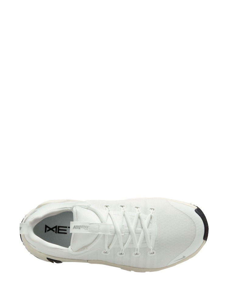 Nike White/Silver Free Metcon 6 Training Trainers - Image 4 of 5