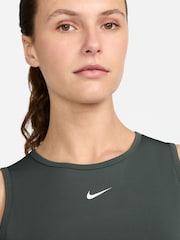 Nike Green Pro 365 Dri-FIT Cropped Tank Top - Image 5 of 5