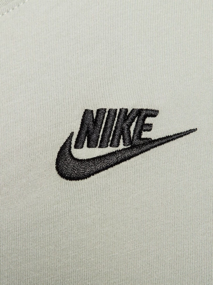 Nike Sportswear Club Essentials T-Shirt - Bild 5 von 5