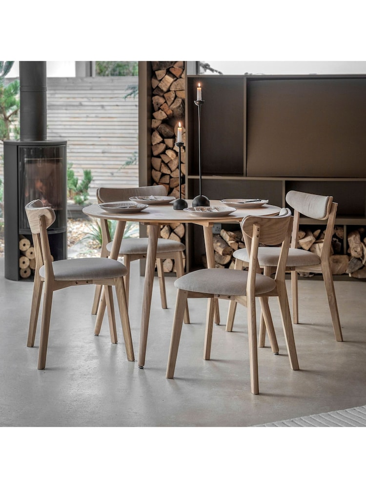 Gallery Home Natural Temara Oak Style 4 Seater Round Dining Table - Image 1 of 5