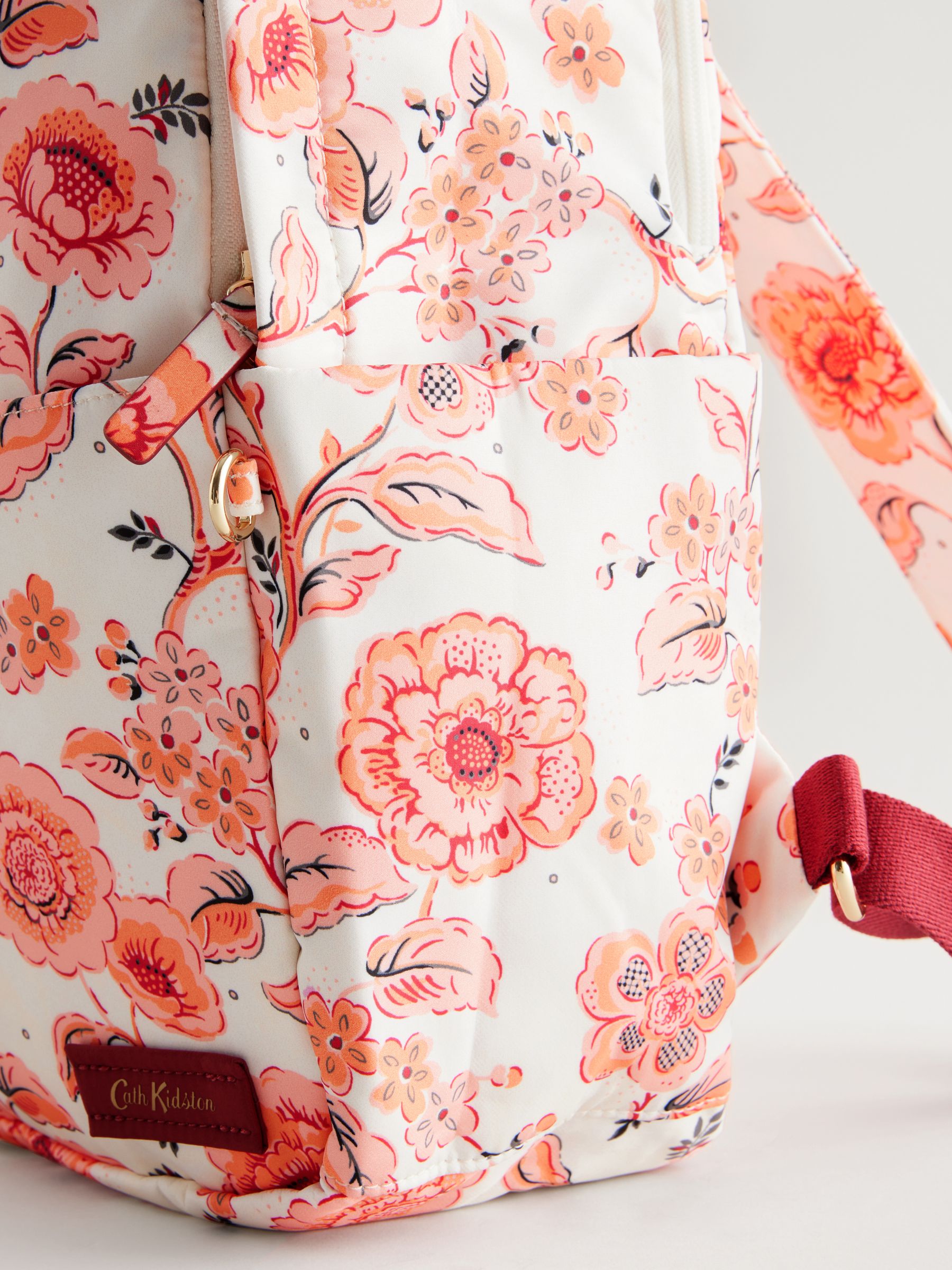 大人気新品をすべて Buy Cath Kidston Pink Floral Compact Backpack from Next USA バッグ