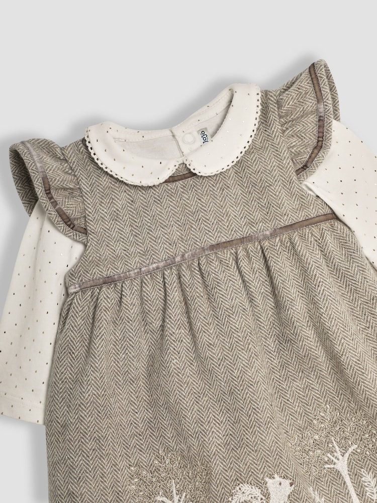 Jojo Maman Bébé – Set aus besticktem Kleid mit Waldlandschaft und Body für Babys - Bild 6 von 6 Jojo Maman Bébé – Set aus besticktem Kleid mit Waldlandschaft und Body für Babys - Bild 6 von 6
