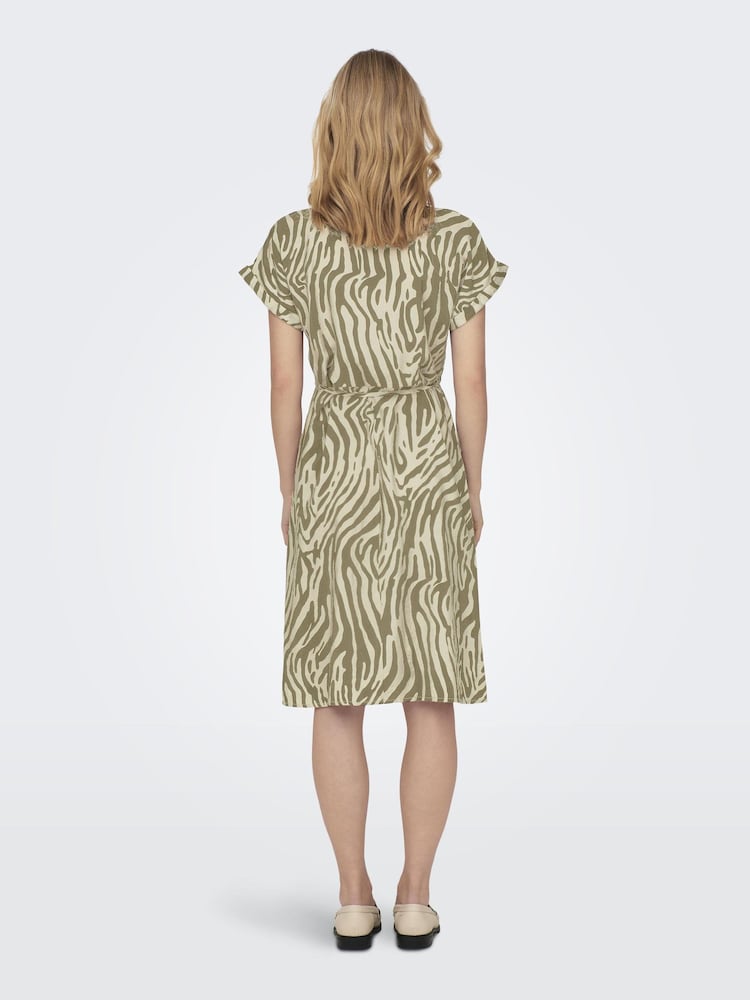 JDY Green Zebra Print Short Sleeve Shirt Dress - Image 2 of 4 JDY Green Zebra Print Short Sleeve Shirt Dress - Image 2 of 4