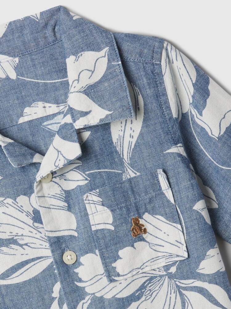 Gap Blue Brannan Bear Short Sleeve Print Baby Oxford Shirt (12mths-5yrs) - Image 3 of 3 Gap Blue Brannan Bear Short Sleeve Print Baby Oxford Shirt (12mths-5yrs) - Image 3 of 3