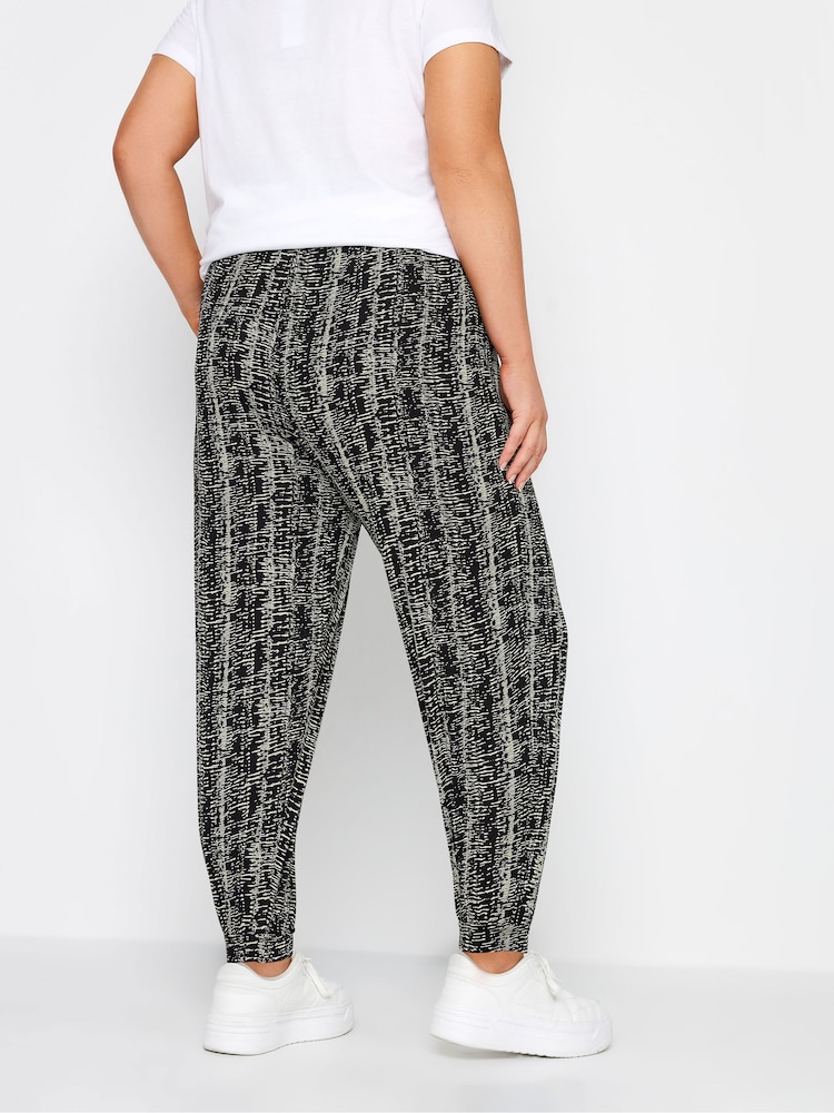 Yours Curve Black Abstract Print Harem Style Joggers - Image 3 of 4