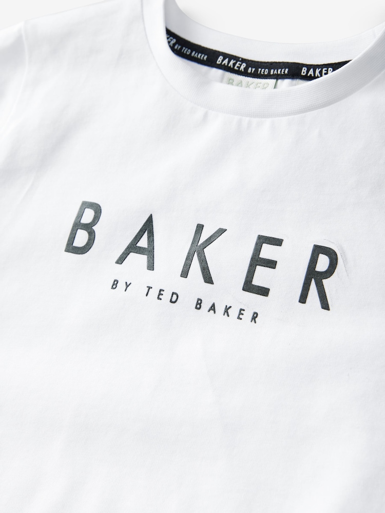 Baker by Ted Baker modra jakna 100% bombaž kepra; Komplet suknjič majic in hlač - Slika 13 iz 13 Baker by Ted Baker modra jakna 100% bombaž kepra; Komplet suknjič majic in hlač - Slika 13 iz 13