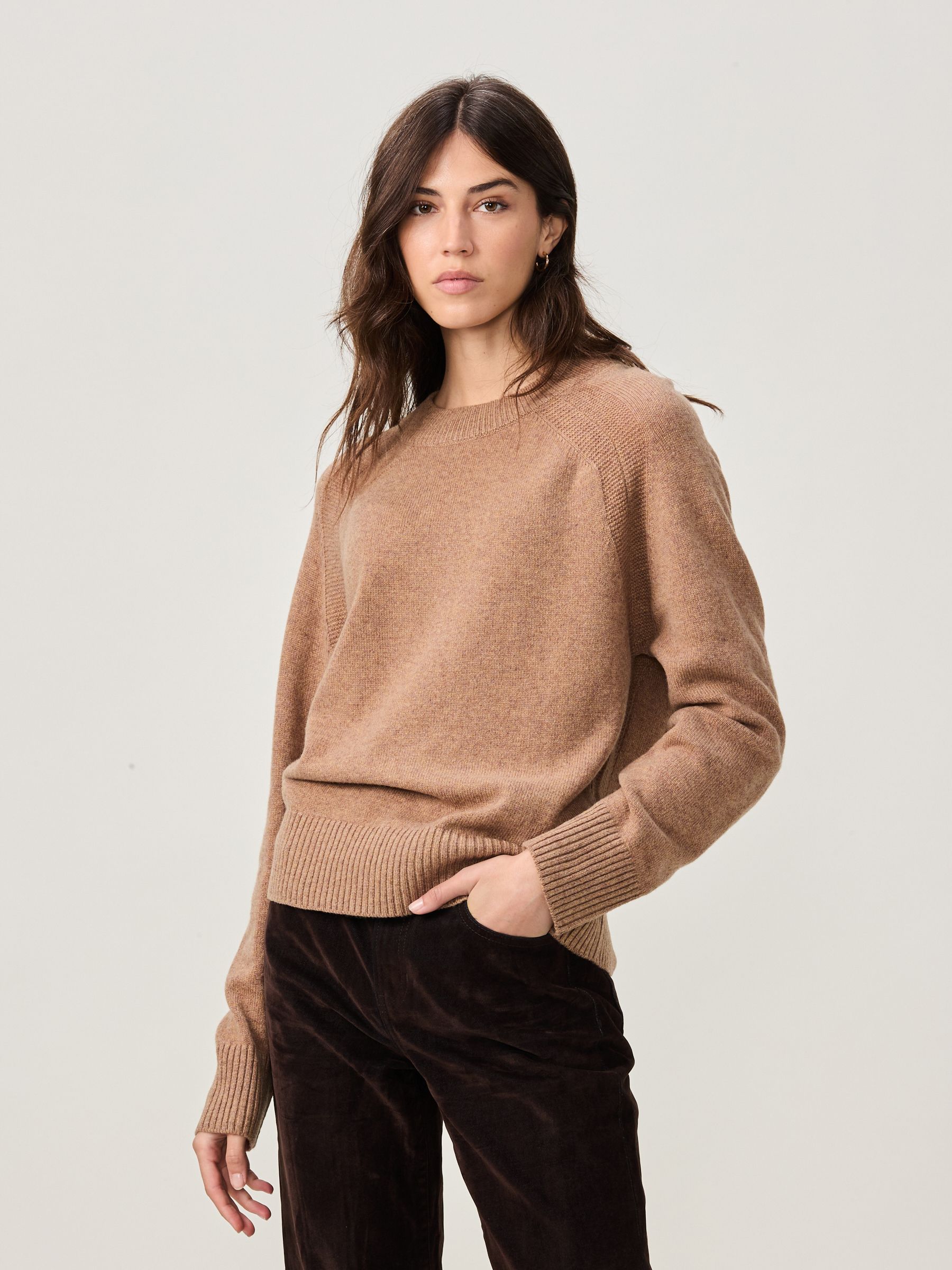 Neutral Camel - Premium 100% Lambswool Crew Neck Jumper