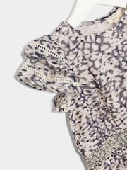 River Island Mädchen Chiffon Overall mit Leopardenprint - Bild 3 von 4