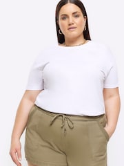 River Island Green Curve Casual Relaxed Shorts - Image 3 of 4