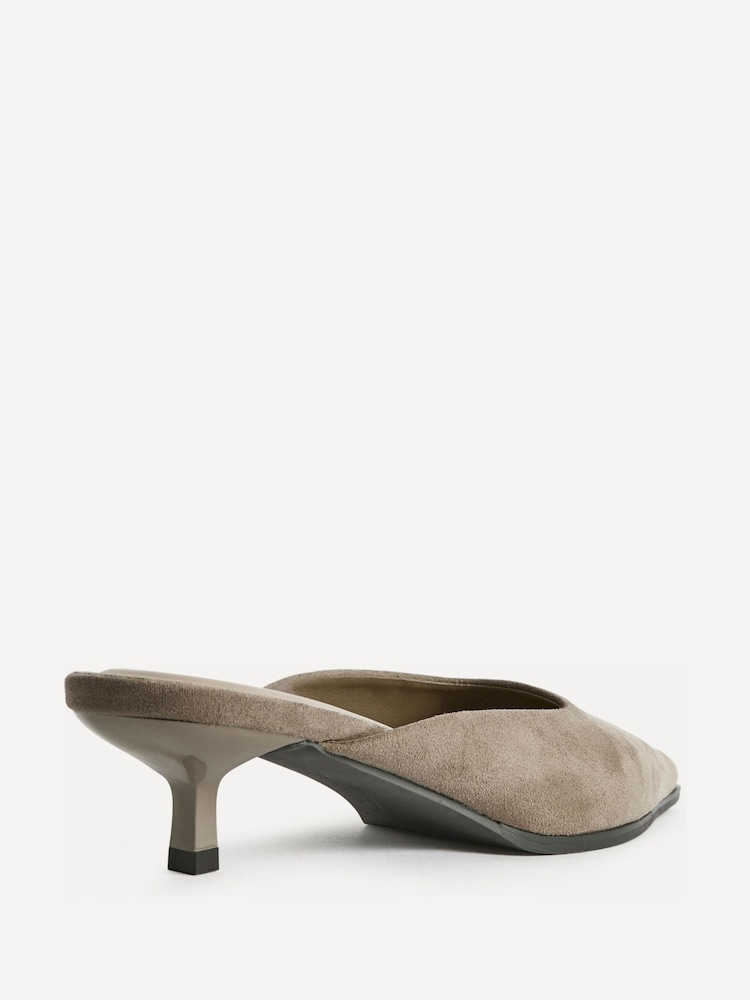 Linzi Natural Marissa Mule Court Heels - Image 5 of 5 Linzi Natural Marissa Mule Court Heels - Image 5 of 5
