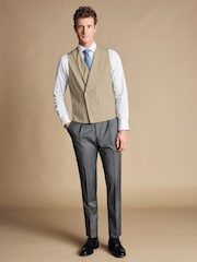 Charles Tyrwhitt Gold Adjustable Fit Morning V2 Suit: Waistcoat - Image 3 of 5