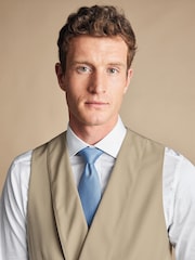 Charles Tyrwhitt Gold Adjustable Fit Morning V2 Suit: Waistcoat - Image 4 of 5