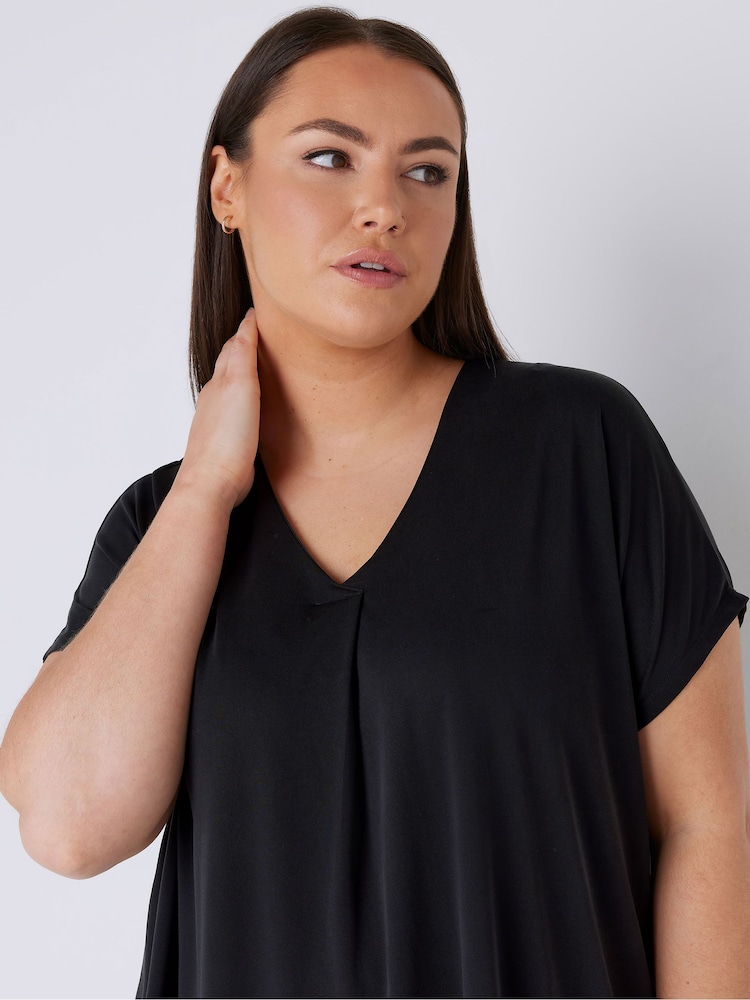 Black - Evans Notch Neck Top - Image 4 of 4 Black - Evans Notch Neck Top - Image 4 of 4