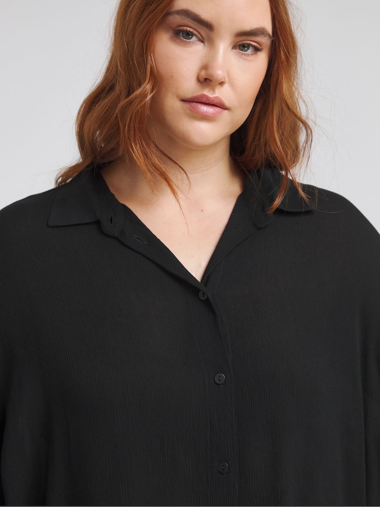 Simply Be Black Oversized Crinkle Shirt - Image 4 of 4